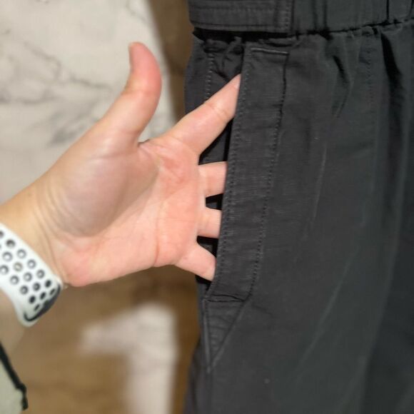 EVERLANE The Fatigue Apron Jumpsuit - Picture 7 of 13